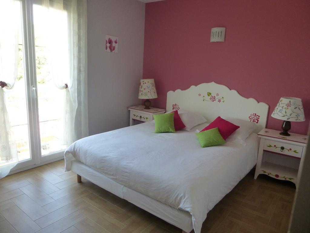 Domaine De Flo Adult A Partir De 16 Ans Bed & Breakfast Saint-Jean-de-la-Blaquiere Ruang foto