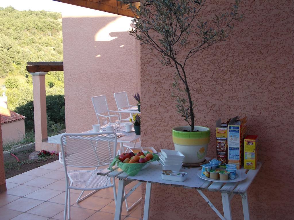 Domaine De Flo Adult A Partir De 16 Ans Bed & Breakfast Saint-Jean-de-la-Blaquiere Bagian luar foto