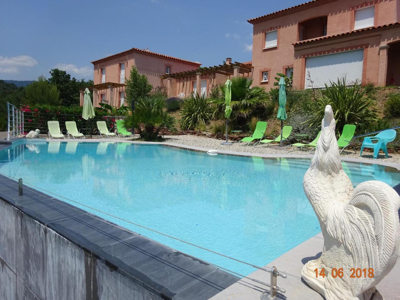 Domaine De Flo Adult A Partir De 16 Ans Bed & Breakfast Saint-Jean-de-la-Blaquiere Bagian luar foto